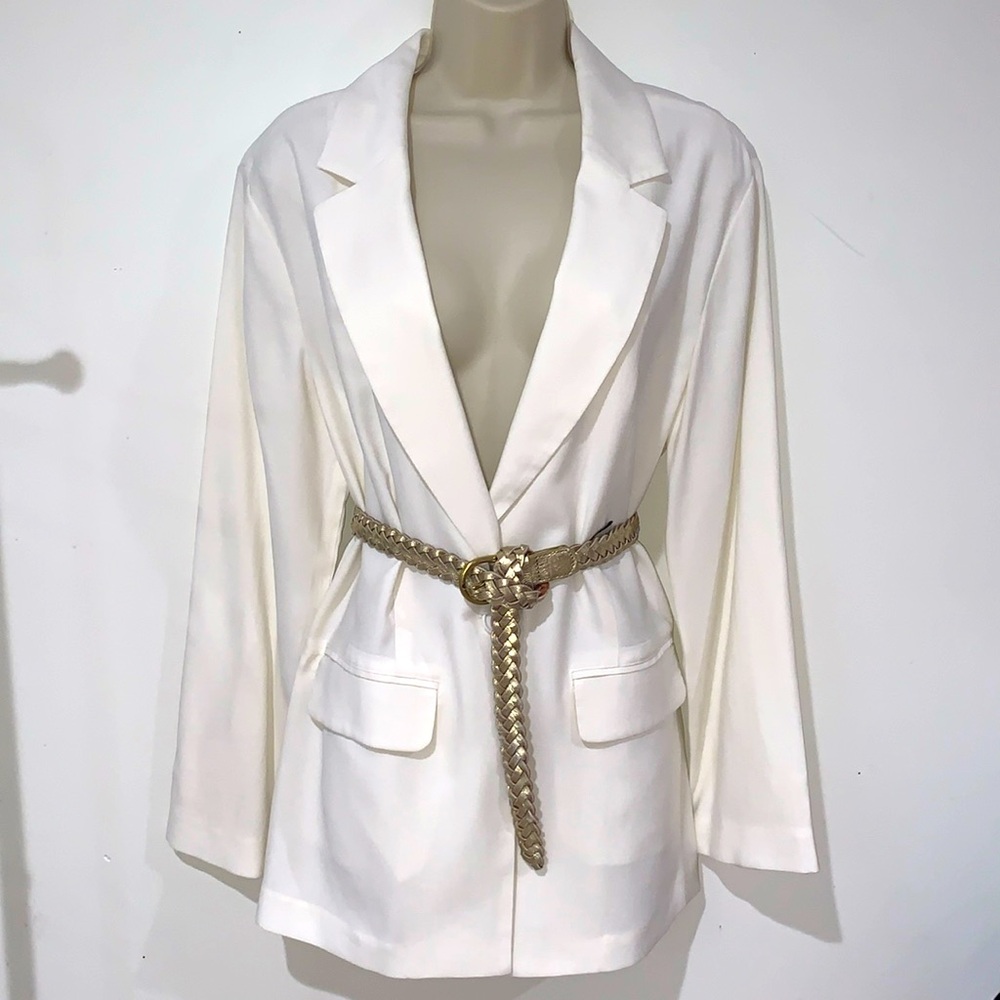 Lightweight Summer Blazer Minimalist Single Button in White/Cream 90’s